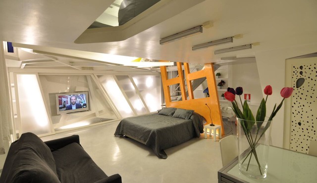 Luxury apartment, 2 minutes from Piazza Navona, near the Trevi Fountain (7 minutes)
