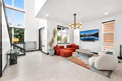 Luxury Retreat in Aurora CO