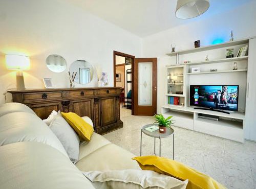 MAX Apartment