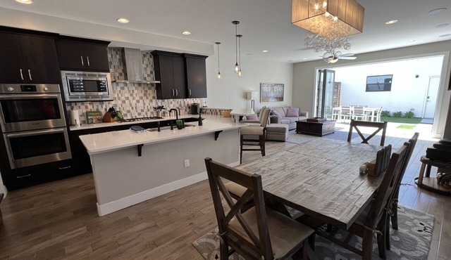 Modern 5-Bed, Clean is Priority