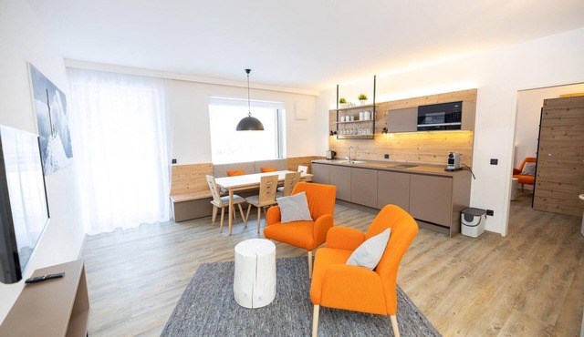 Modern 5-Person Apartment in Hinterstoder