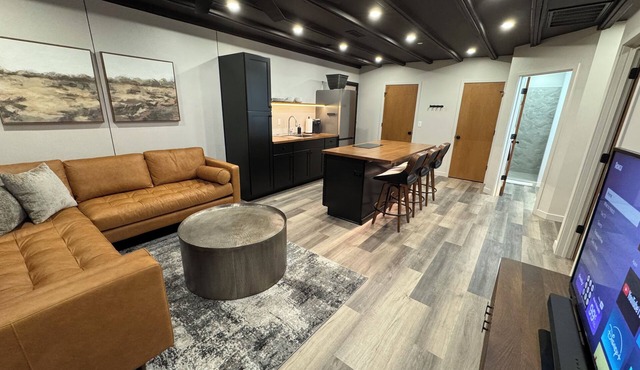 Modern Loft w/Red Rock Views - Downtown St George