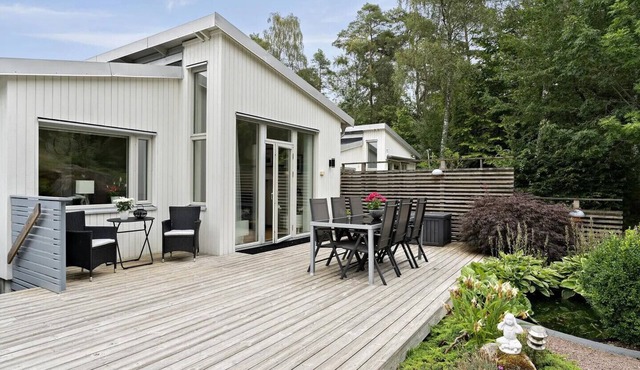 Modern villa near the West Coast and 10 minutes from central Gothenburg