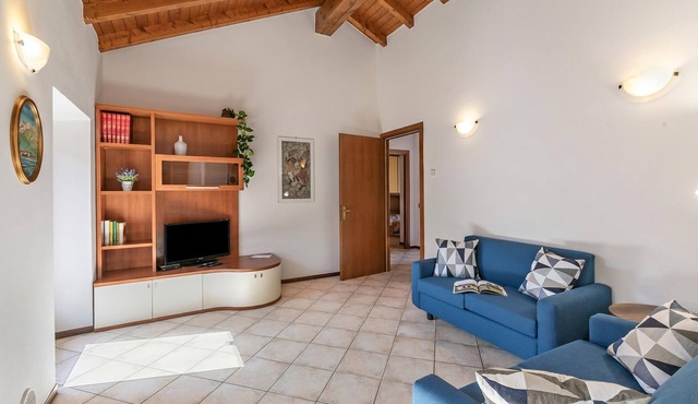 Nel Cuore Di Baveno Flat, 50m from Lake, Baveno, Italy