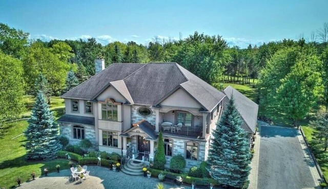 Niagara River Idyll K * Luxurious King Ensuite
