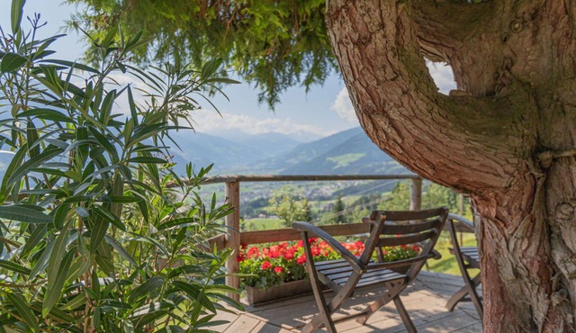 Nice apartment for 11 people with WIFI, TV and balcony