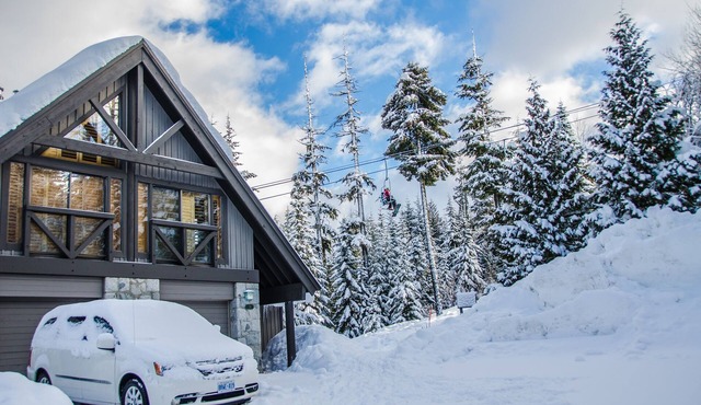 Pinnacle Ridge 38 – Ski in Ski out, Wood Fireplace