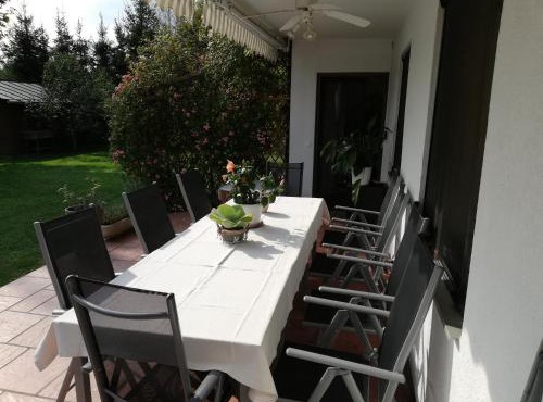 Premium-Gartenwohnung, 4 Schlafzimmer & Pool in Wörthersee Nähe