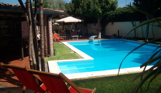 SOLE E LUNA villa with pool at the foot of Mount Etna between Catania Taormina