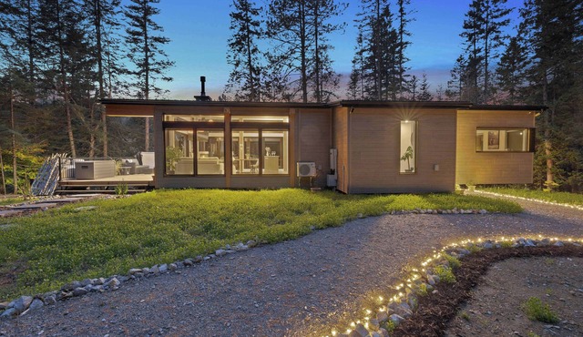 Spa and Sauna - Riverside - Brand New | SKOV Chalets