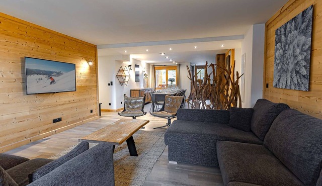 Spacious apartment with views - 14 guests