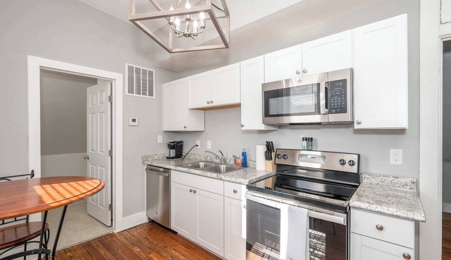 Suites on Main 3