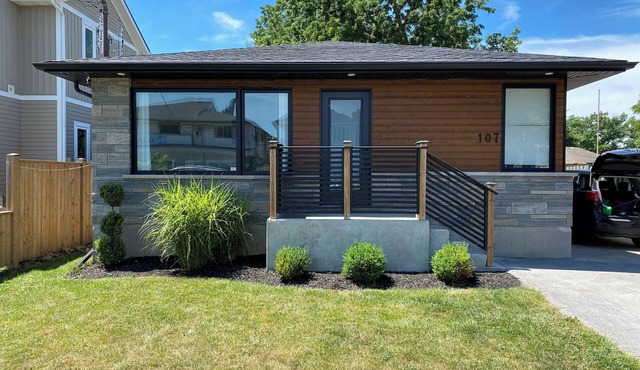 Sunset Beach House With Patio & Parking!
