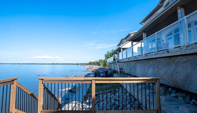 The Aqua Villa at Blue View Chalets