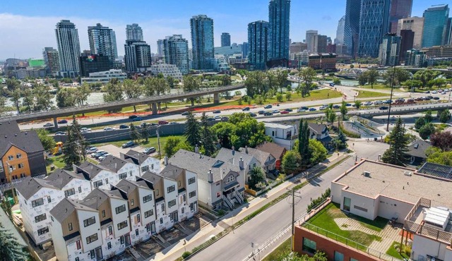 The Weekender Cozy Bridgeland Retreat Sleeps 2