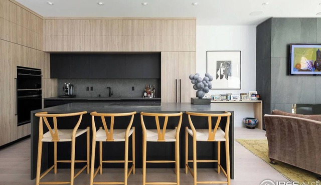 Ultimate Modern Luxury Downtown Boulder w Views!