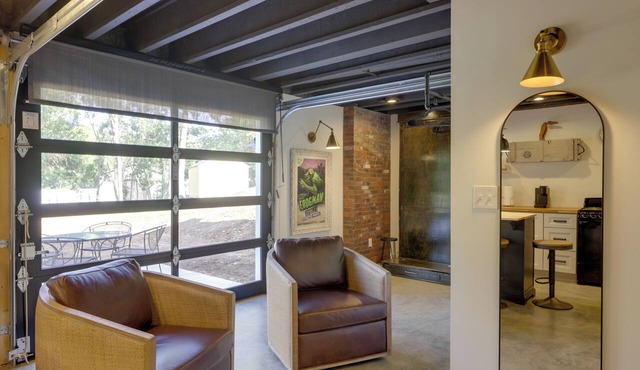 Unique Studio on Obanyon Creek in Dtwn Loveland!