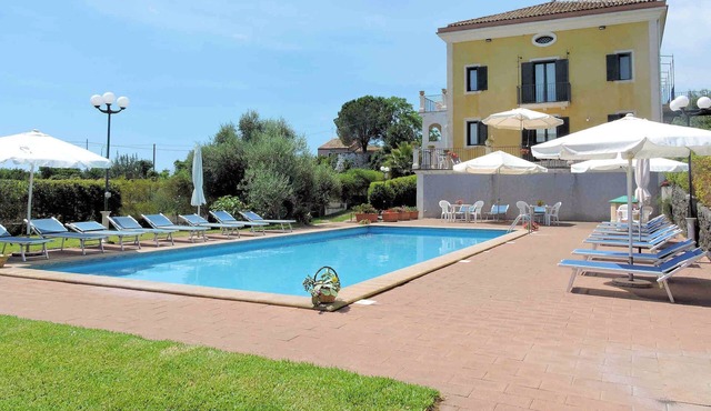 Villa Sciare Modò - two-room apartment n. 1 ground floor with furnished terrace