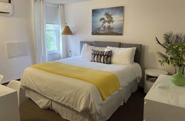 Side Paradise Inn Port Elgin Beach 
