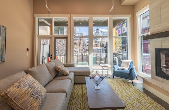 2608 SQF ALL NEW STUNNING MOUNTAIN VIEW TOWNHOUSE#12: 4BR+4.5BTH for 12 NEAR ALL