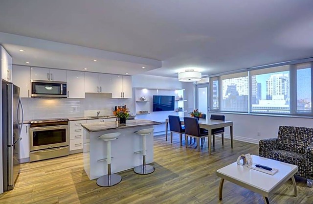 3-Star Hotel ∙ Town Inn Suites