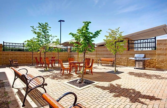 4-Star Hotel ∙ Hampton Inn & Suites by Hilton Dartmouth - Halifax