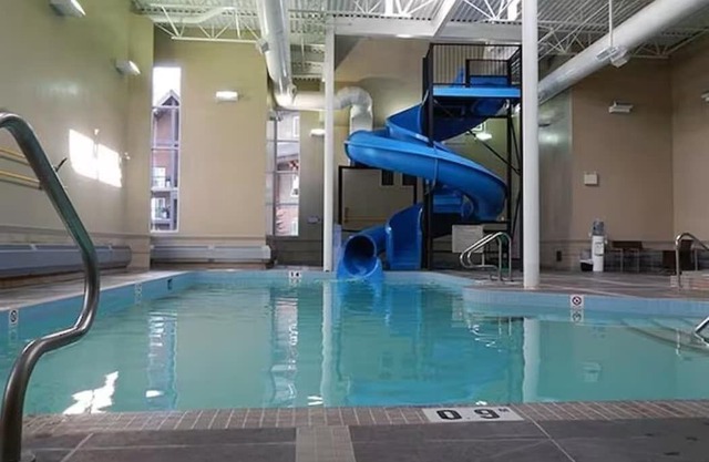 #5 - 405 · Amazing Penthouse-Private Hot Tub #5 of 5 - 405