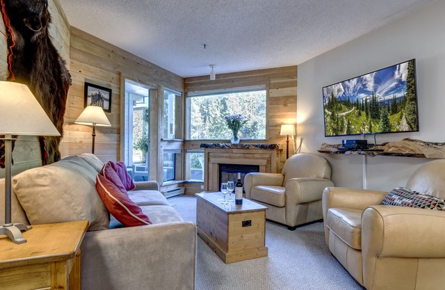 Acer Vacations | 1 Bedroom Bathroom Ski-In Ski-Out - Greystone Lodge