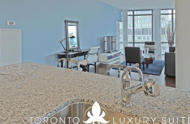 Amore - Luxury Executive Condo Bay and College