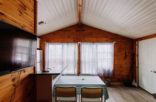 Beach Resort Cottage Wasaga 