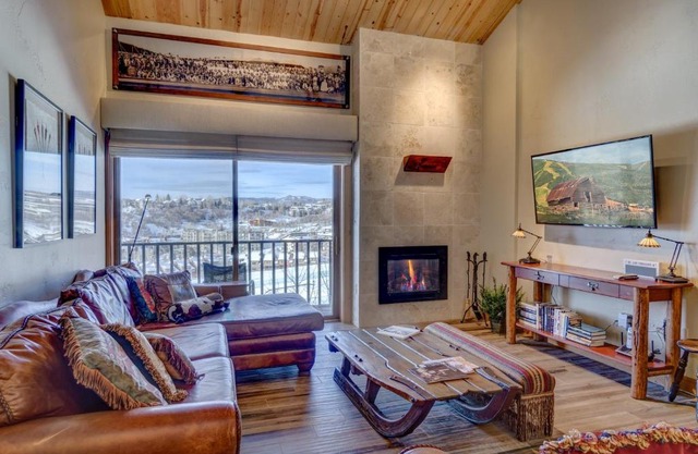 Bear Claw 510 - Ski-in Ski-out Condo!