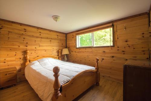 Beautiful Bdrm Bunkie Waterfront Cottage Gull 