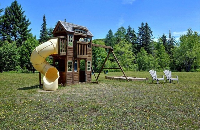Beautiful cottage in Val-David - Log house #4
