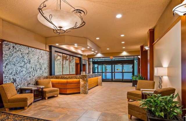 Best Western Plus Barclay Hotel
