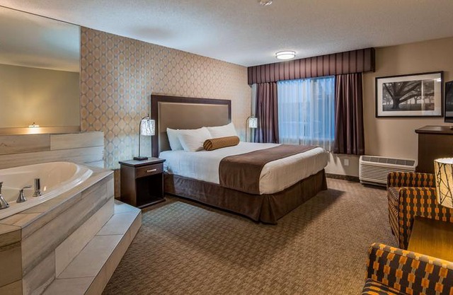 Best Western PLUS Country Meadows