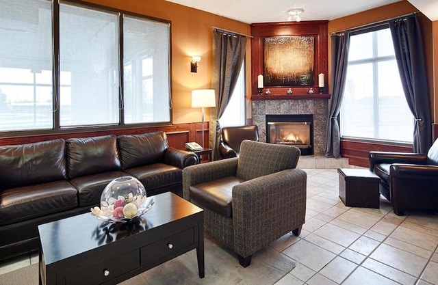 Best Western Strathmore Inn