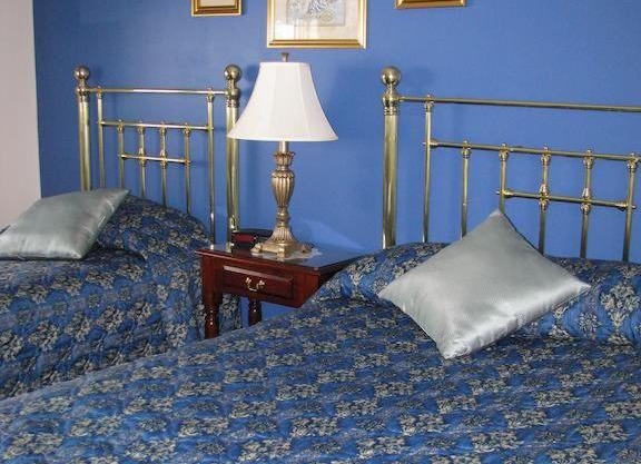 Billy Barker Casino Hotel - Standard Rooms