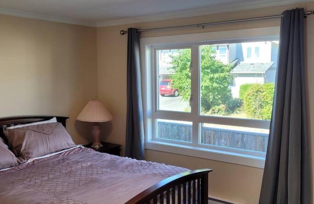 Brand new cozy 2 bedrooms townhouse