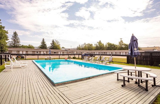Canadas Value Inn 