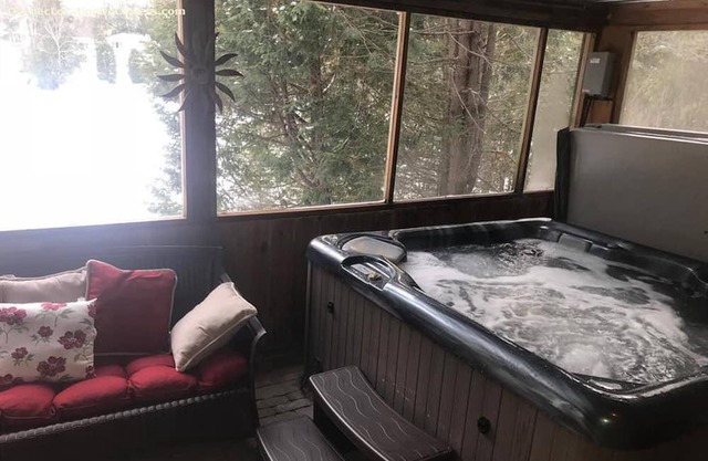 Chalet La Peninsule Au Bord Du Lac 