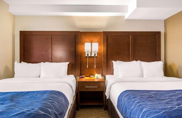 Comfort Inn Suites Medicine Hat 