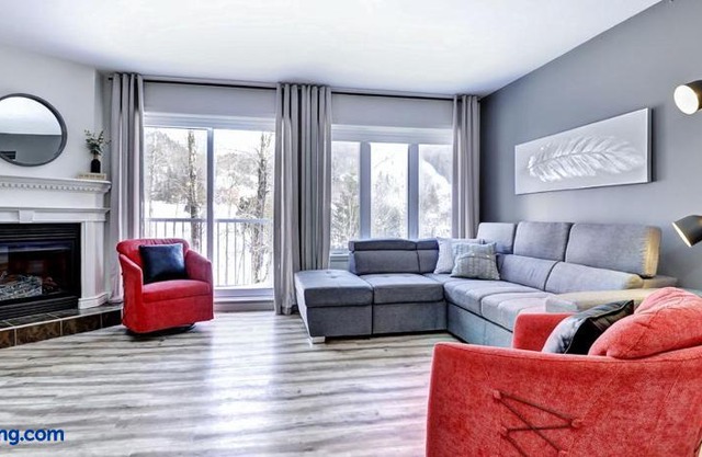 Condo 204 33 Chemin du Hameau by Les Chalets Alpins