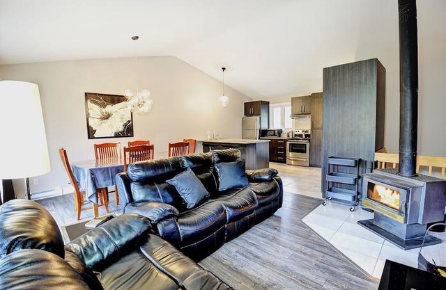 Condo 88 Chemin des Alpages by Les Chalets Alpins
