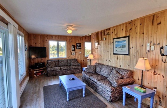 Cottage #10 - Four Bedroom Deluxe - Cavendish