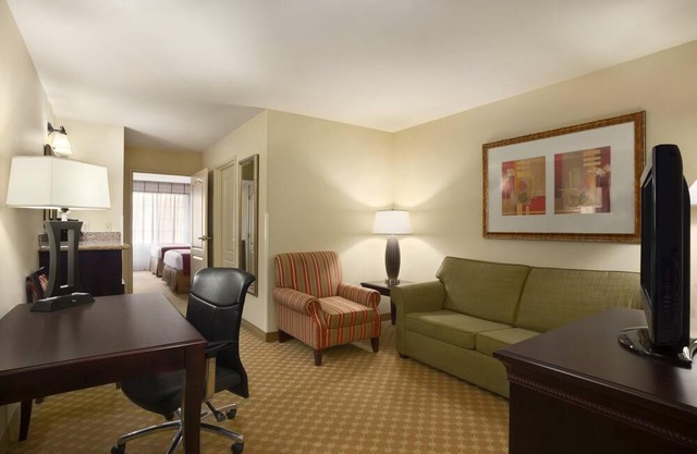 Country Inn & Suites by Radisson, Saskatoon, SK