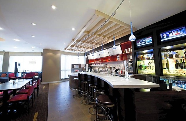 Courtyard by Marriott Mississauga - Airport Corporate Centre West