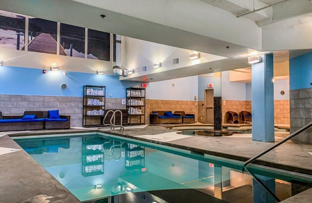 Family Friendly 2BD/2BA Solara Resort & Spa Condo Suite