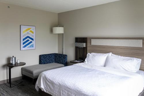 Holiday Inn Express Hotel Brockville Ihg 