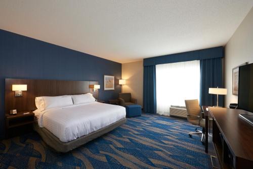 Holiday Inn Express Suites St John Airport Ihg Hotel 
