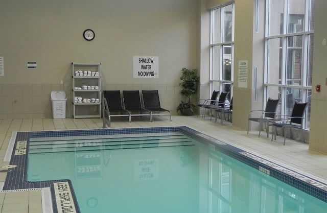 Holiday Inn Hotel & Suites London, an IHG Hotel